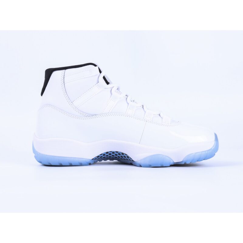 Jordan-11-Retro-Legend-Blue-2025-CT8012-104-scaled-1 Jordan 11 Retro Columbia