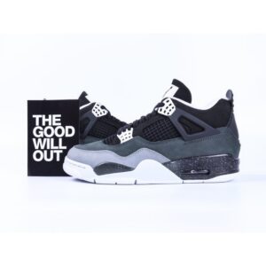 Jordan 4 Retro