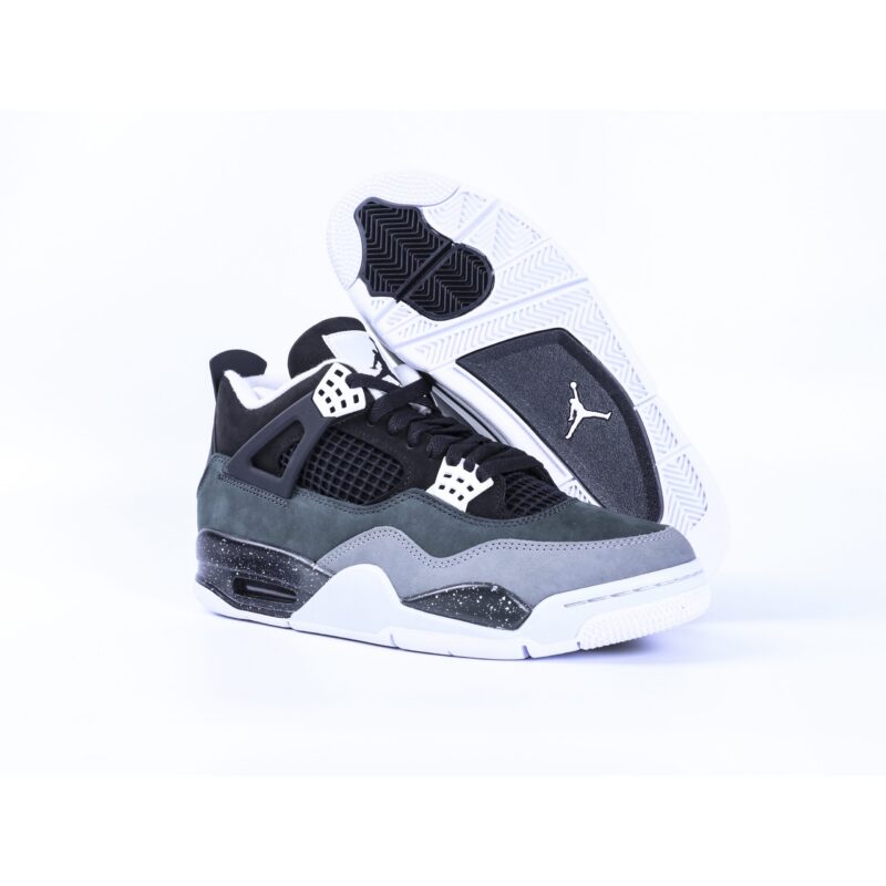 Jordan 4 Retro