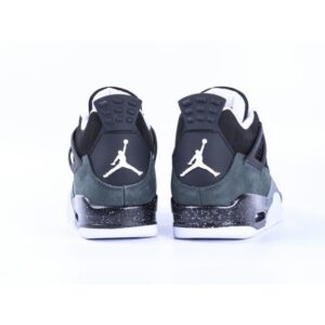 Jordan 4 Retro