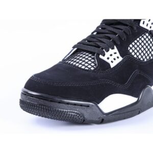 Jordan 4 Retro