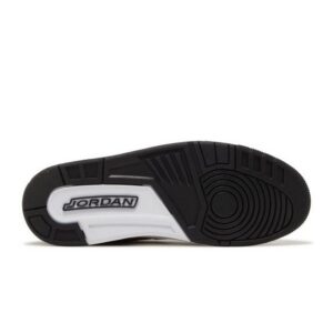 Jordan-Legacy-312-Low-Black-Metallic-Gold-4-576x410-1 Jordan Legacy 312 Low