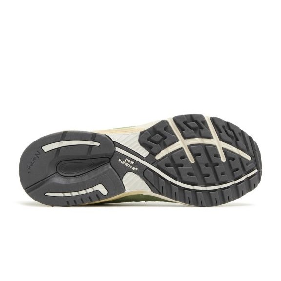 New Balance 993