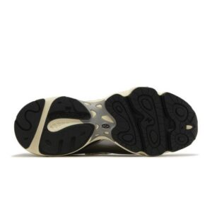 New-Balance-1000-Silver-Metallic-4-576x410-1 New Balance 1000