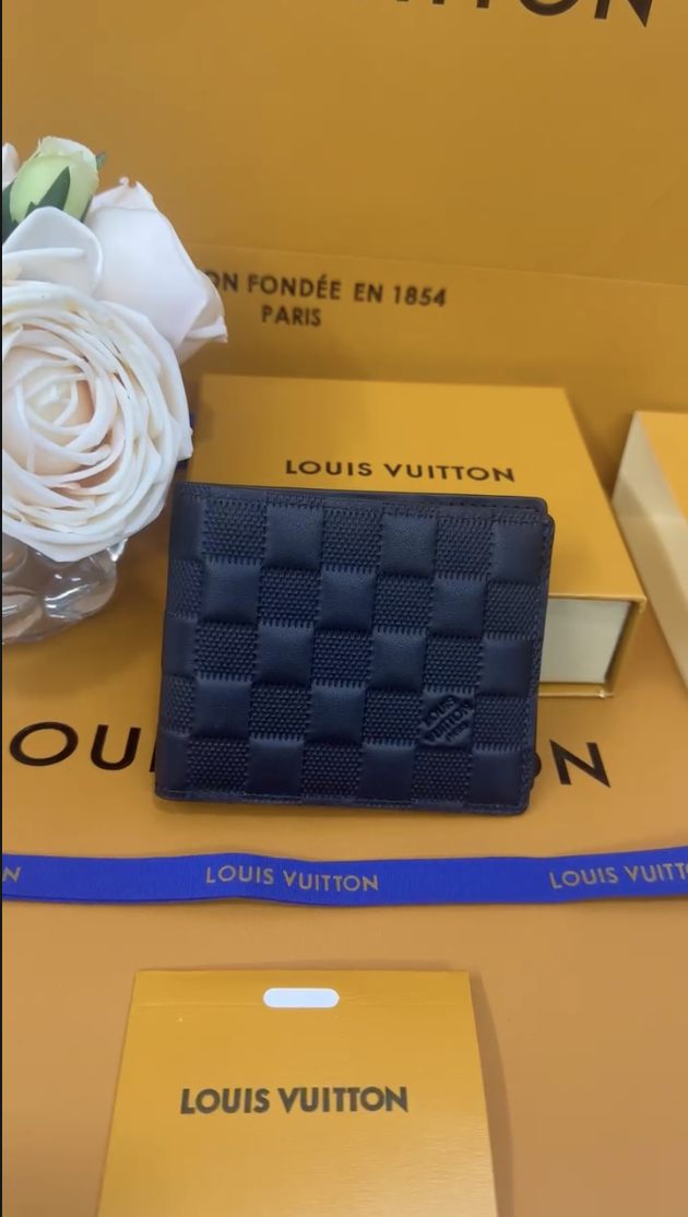Screenshot-2025-08-09-at-2.13.12-AM LV Monogram Wallet Jet Black Top Quality
