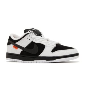 TIGHTBOOTH-x-Dunk-Low-SB-2-576x410-1 Nike SB Dunk Low
