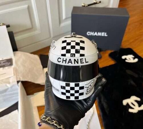 Tui-Cam-Tay-Chanel-Resort-Cruise-2023-Monte-Carlo-Mau-Trang-6-600x450-1 Chanel Resort Cruise 2023 Monte-Carlo Hand Held Bag White