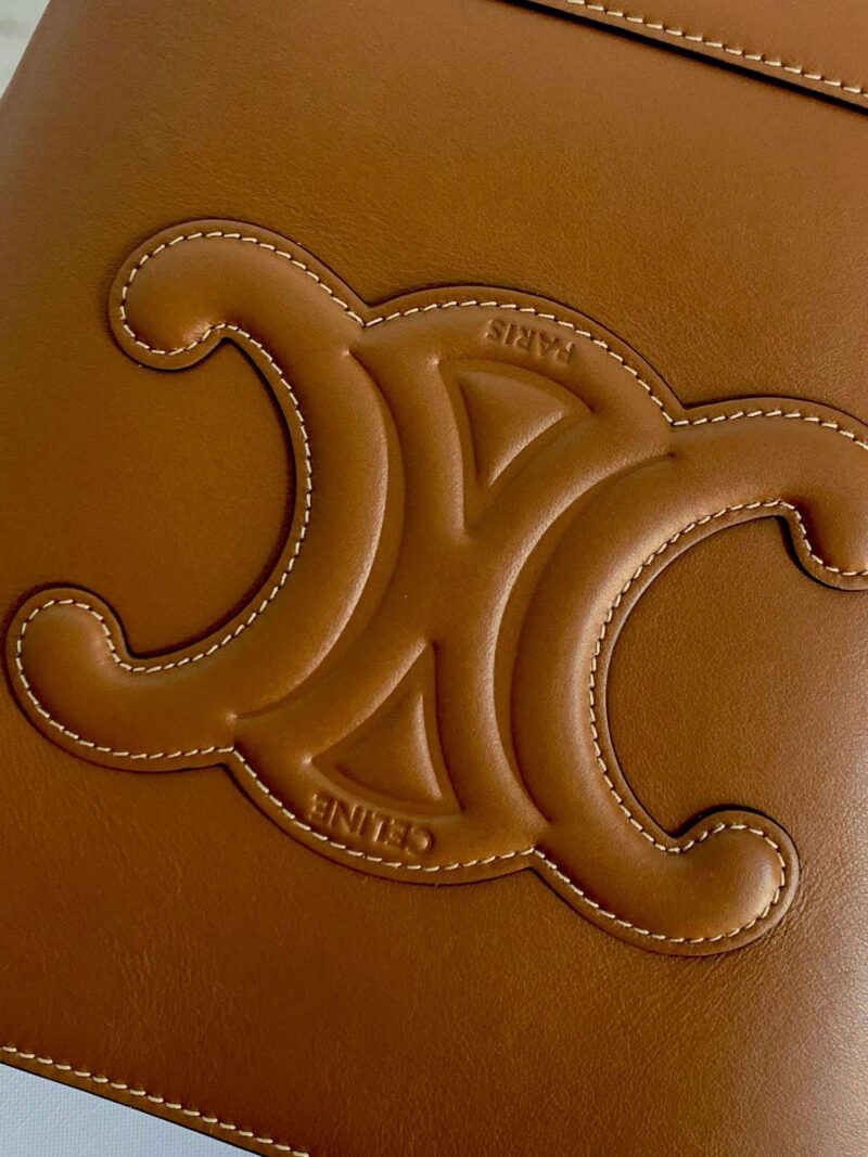 Celine Small Bucket Cuir Triomphe Brown Bucket Handbag 30x22x12cm