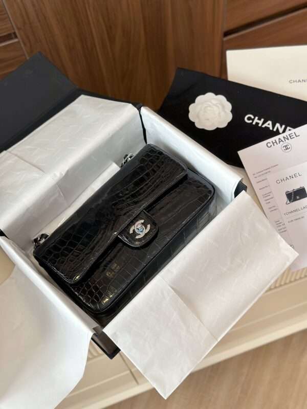 Tui-Chanel-Classic-Crocodile-Da-Ca-Sau-Like-Auth-Cao-Cap-Mau-Den-25cm-8-600x800-1 Chanel Classic Crocodile Skin Like Auth Black Full Box With Lock Silver 25cm