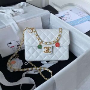 Tui-Chanel-Xich-Charm-Da-Min-Replica-11-Cao-Cap-Nu-Mau-Trang-20cm-3-600x600-1 Chanel Chain Charm Smooth Leather Replica 11 Women’s Handbag White 20cm