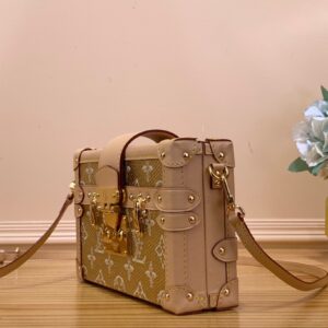 Louis Vuitton LV Petite Box Shape Lock Plated Gold Handbags 20×12.5x5cm