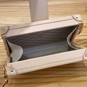 Louis Vuitton LV Petite Box Shape Lock Plated Gold Handbags 20×12.5x5cm