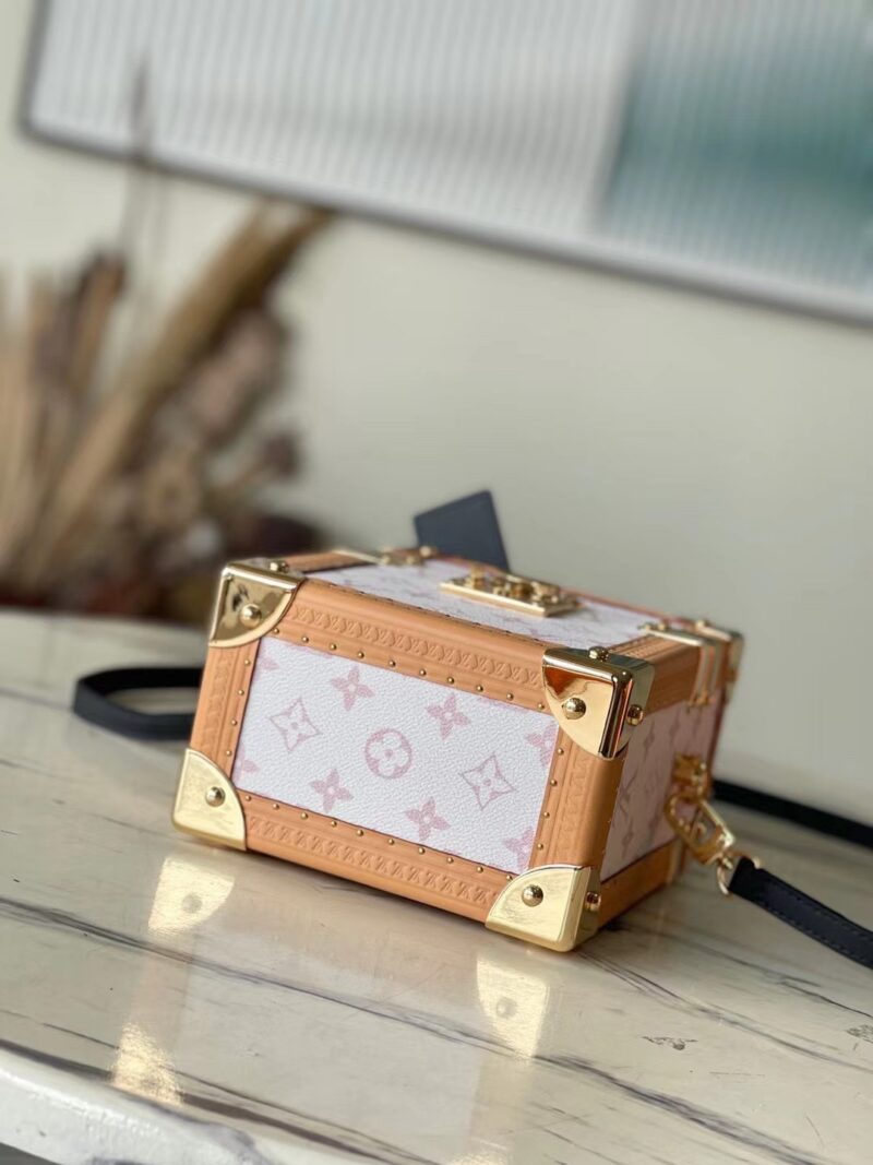 Louis Vuitton LV Camera Box Lock Gold 16x13x7.5cm