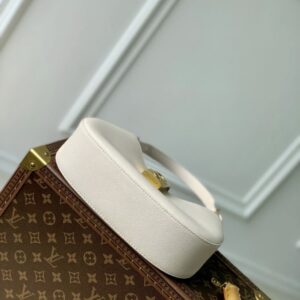 Louis Vuitton LV Lowkey Lock Pattern Woman’s Handbags 26x18x7cm