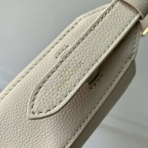 Louis Vuitton LV Lowkey Lock Pattern Woman’s Handbags 26x18x7cm