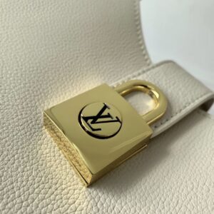Louis Vuitton LV Lowkey Lock Pattern Woman’s Handbags 26x18x7cm