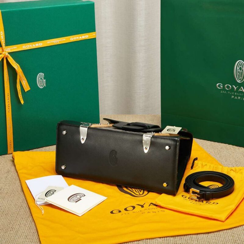 Goyard SAIGON Black Handbag With Wooden Handle 28cm