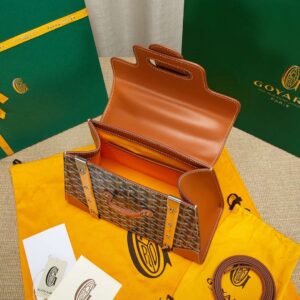 Goyard SAIGON Brown Handbag With Wooden Handle 28cm