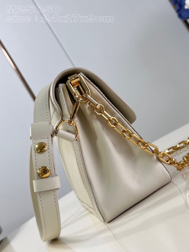 Louis Vuitton LV Dauphine Soft Women’s White Cowhide Leather Bag 24x17x9cm