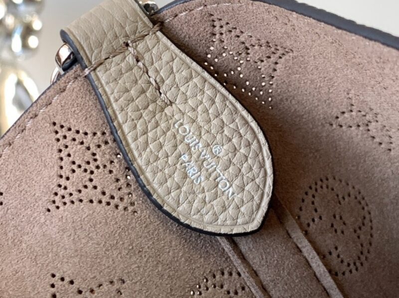 Louis Vuitton LV Blossom PM Mahina Handbags 20x20x12.5cm