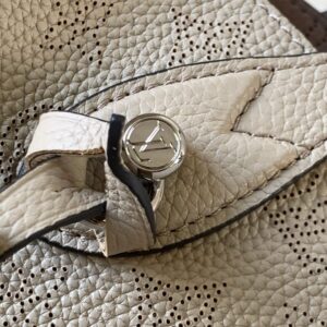 Louis Vuitton LV Blossom PM Mahina Handbags 20x20x12.5cm