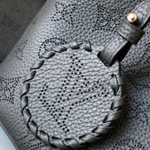 Louis Vuitton LV Blossom PM Mahina Black Handbags 20x20x12.5cm