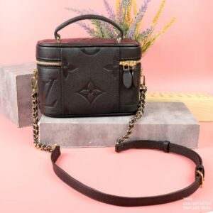 Louis Vuitton LV Clutch Black Box Handbag Replica 11 19x13x10cm