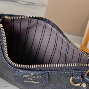 Louis Vuitton LV Easy Pouch On Strap Super Handbags Black 19×11.5x3cm