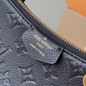 Louis Vuitton LV Easy Pouch On Strap Super Handbags Black 19×11.5x3cm