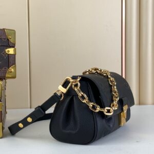 Louis Vuitton LV Favorite Replica Black Handbags 24x14cm