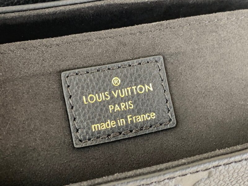 Louis Vuitton LV Favorite Replica Black Handbags 24x14cm