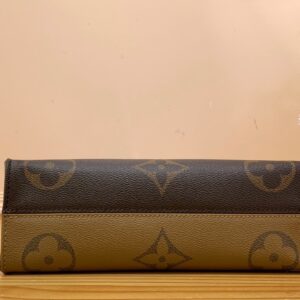 Louis Vuitton LV On The Go Mini Handbags Mono Pattern 25x13x10cm