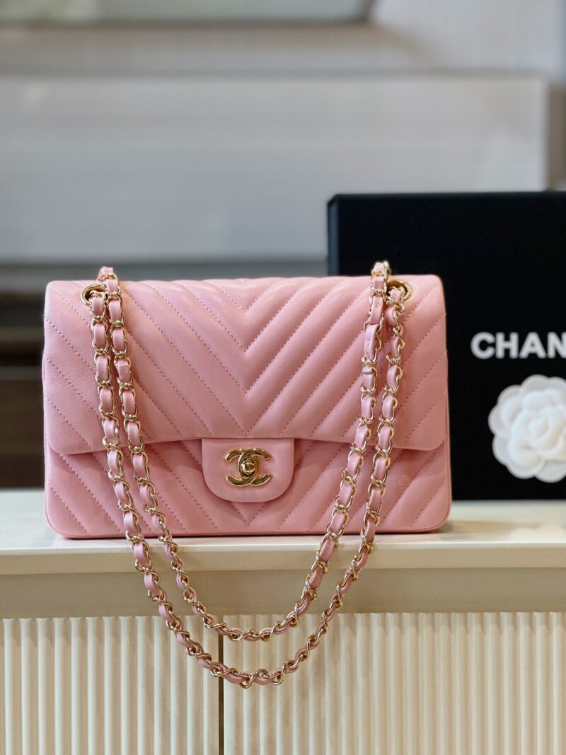 Chanel Classic Handbags V-Pattern Pink Lock Gold 23cm