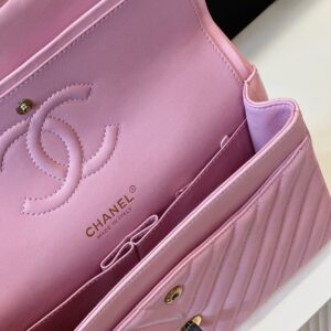 Chanel Classic Handbags V-Pattern Pink Lock Gold 23cm