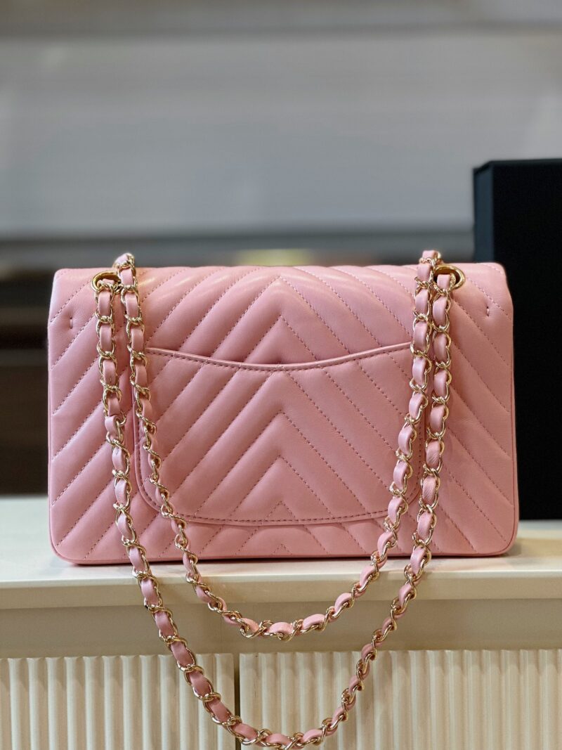 Chanel Classic Handbags V-Pattern Pink Lock Gold 23cm