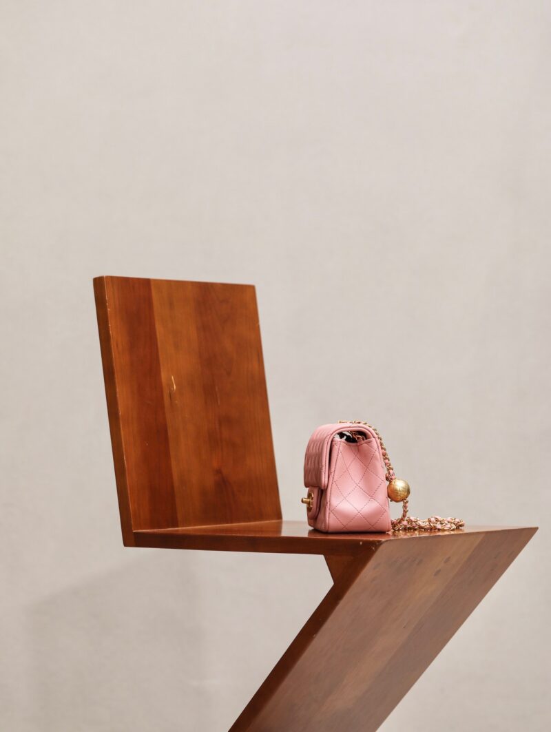 Chanel Classic Woman’s 11 Handbag Pink With Bag Handle Bell 18cm