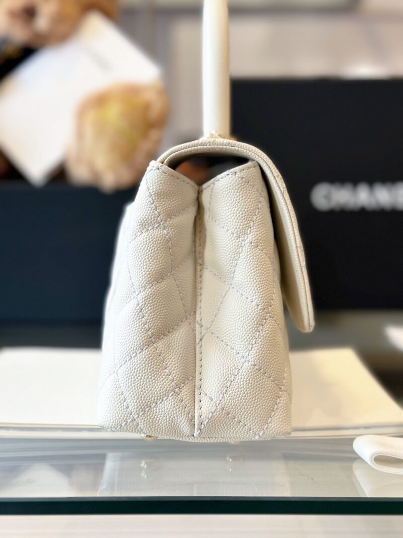 Chanel Coco Replica 11 Handbag Lizard Skin White With Lock Gold 23cm