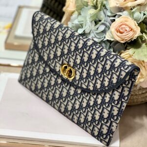 Dior 30 Montaigne Avenue Monogram Handbag Like Auth 30x18x2cm