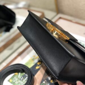 Dior 30 Montaigne Super High-Quality Women’s Handbag Black with Gold Lock 24x17x8cm