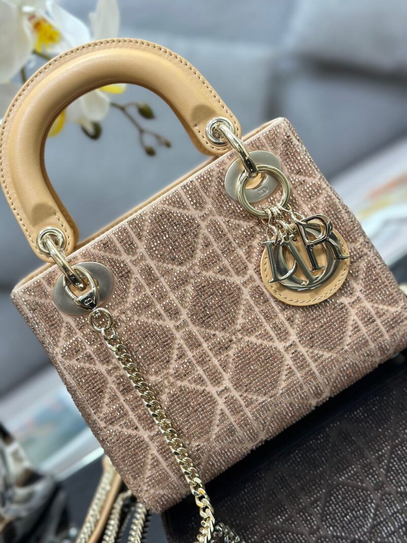 Dior Lady Super Yellow Beaded Handbag 17x15x7cm