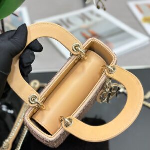 Dior Lady Super Yellow Beaded Handbag 17x15x7cm