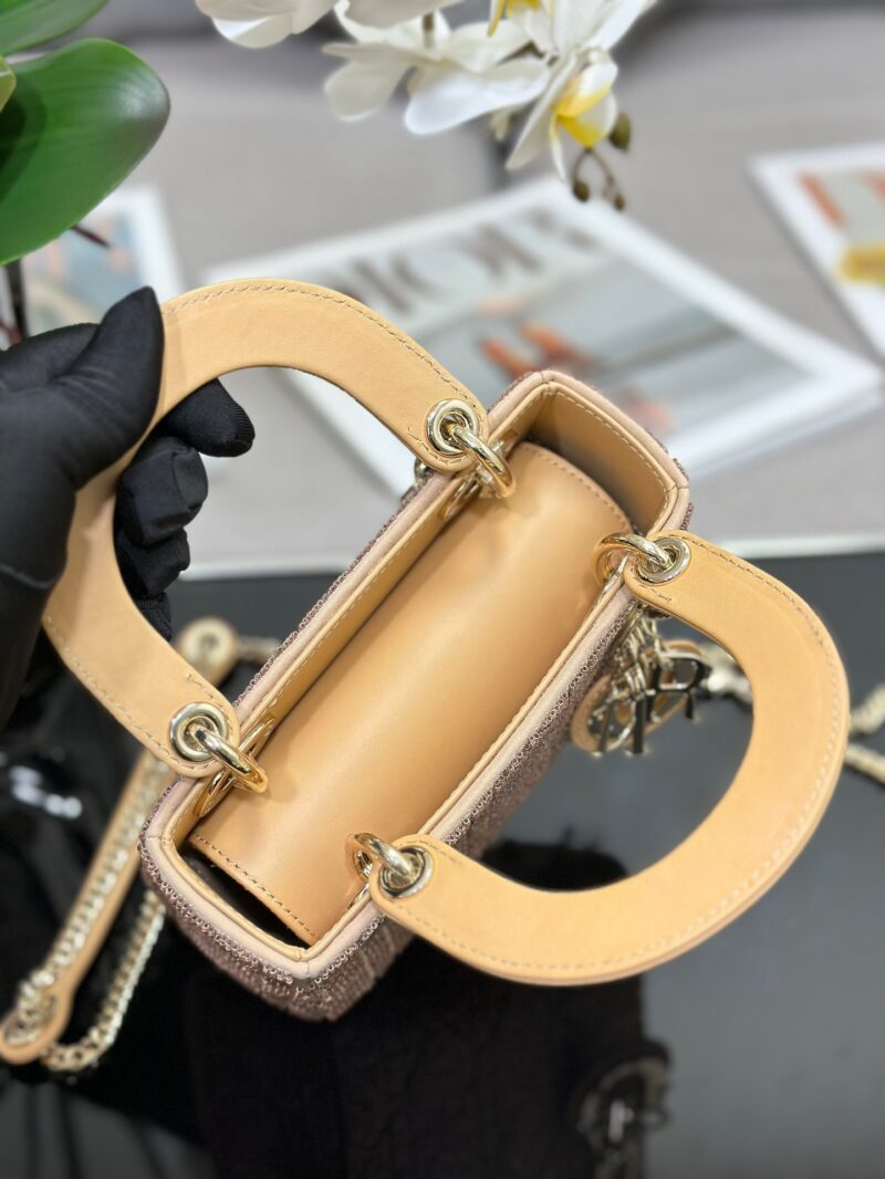 Dior Lady Super Yellow Beaded Handbag 17x15x7cm