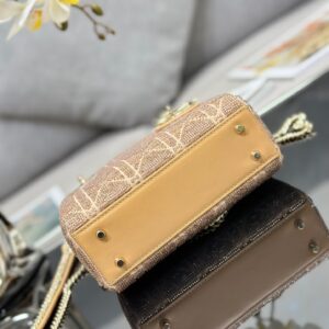 Dior Lady Super Yellow Beaded Handbag 17x15x7cm