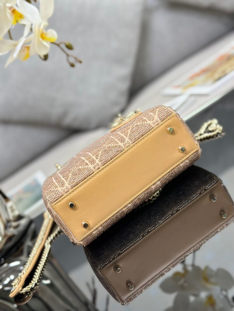 Dior Lady Super Yellow Beaded Handbag 17x15x7cm