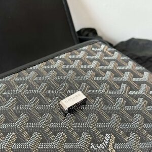 Goyard Black Crossbody Handbag Women’s 22x16x7cm