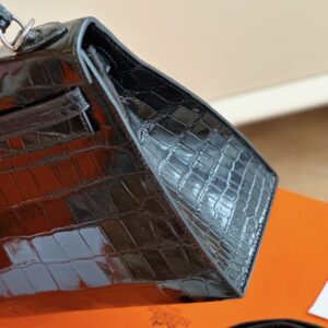 Hermes Kelly 28 Black Genuine Crocodile Leather Palladium Hardware