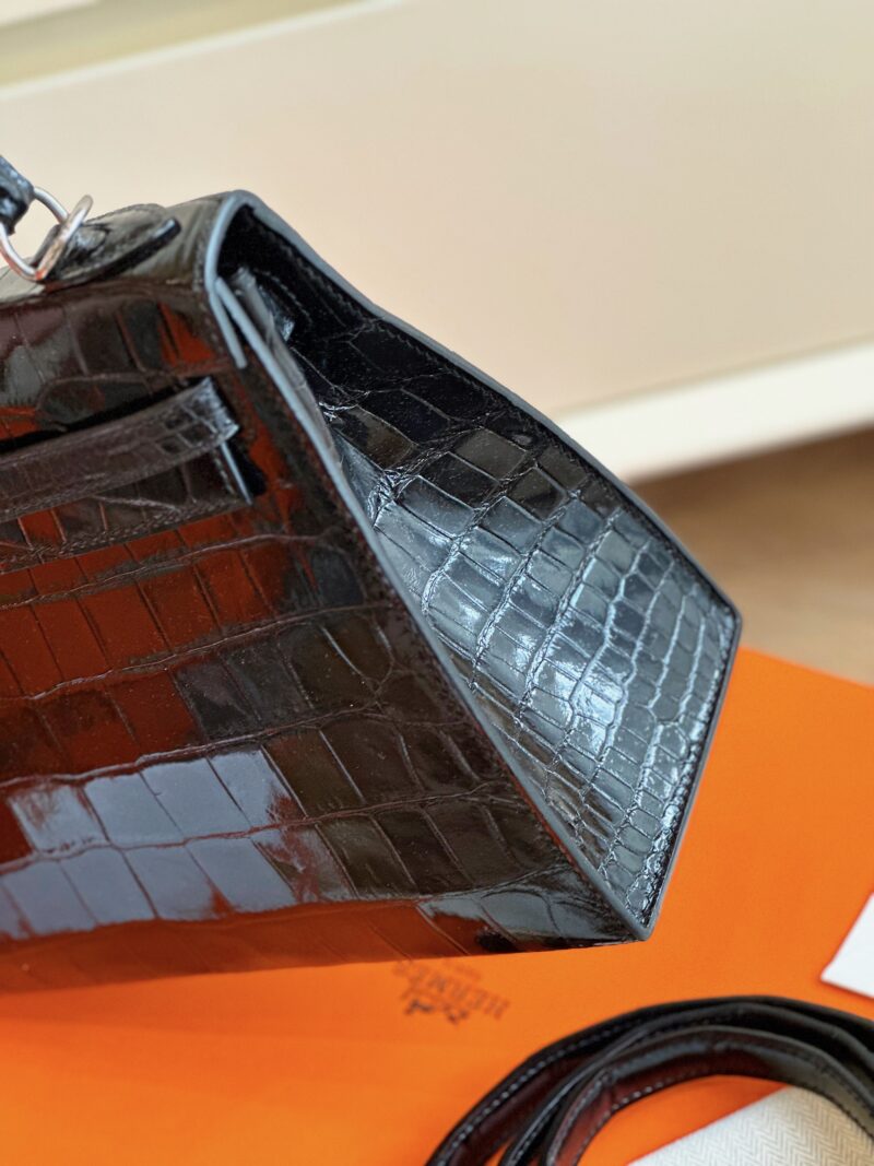 Hermes Kelly 28 Black Genuine Crocodile Leather Palladium Hardware