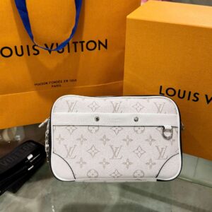Louis Vuitton LV Alpha Monogram White Handbag 24x16x8cm