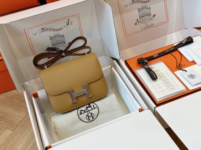 Hermes Constance 19  Brown Epson Leather Palladium Hardware