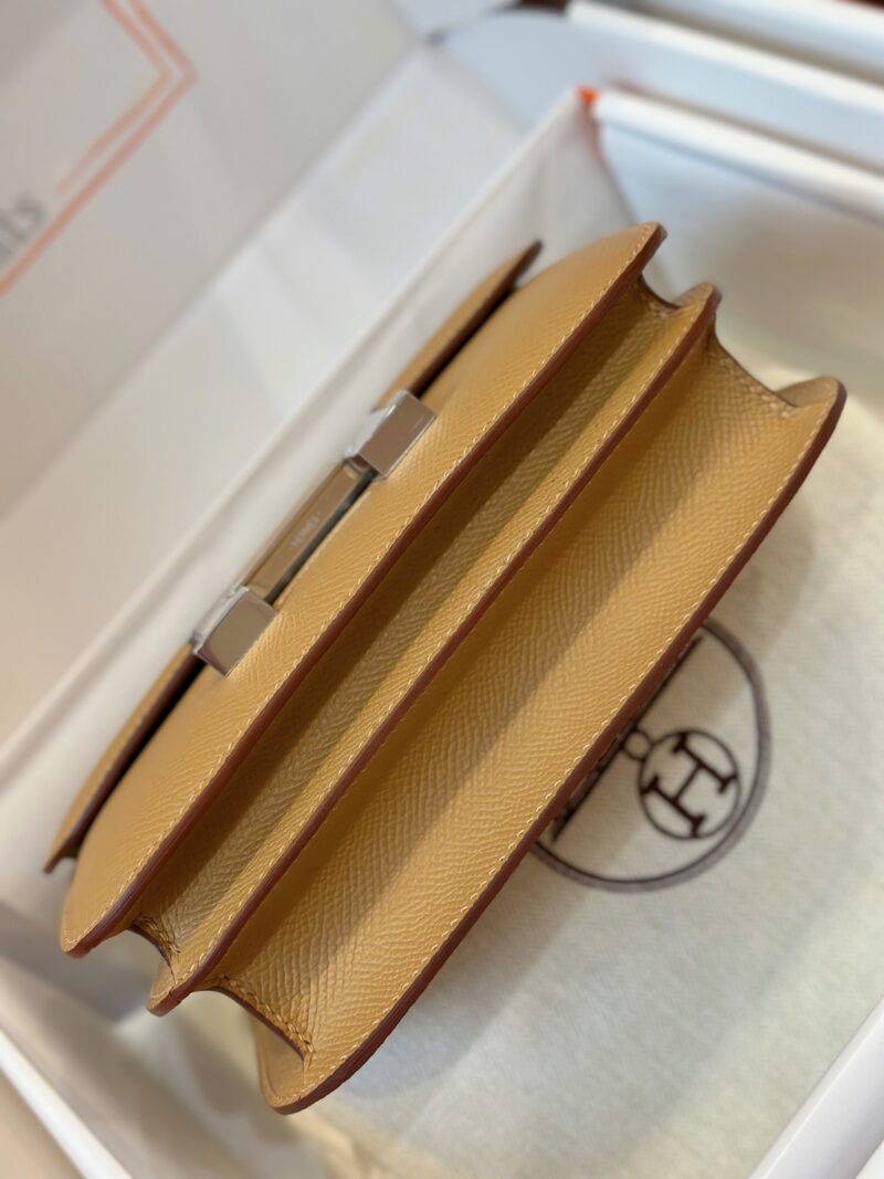 Hermes Constance 19  Brown Epson Leather Palladium Hardware
